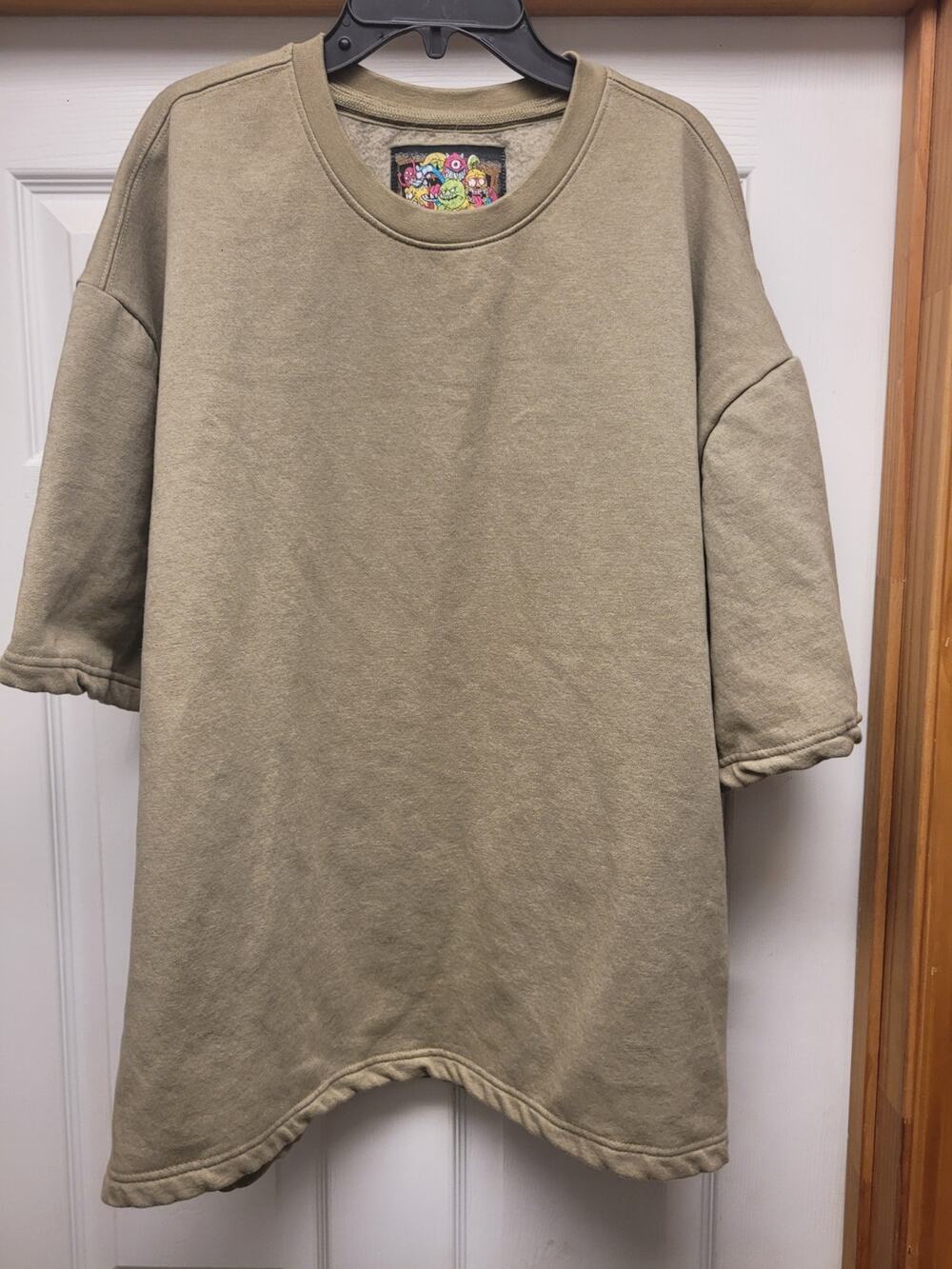 American Garage Mens Short Sleeve Sweatshirt Olive Tan Crew Neck Size X- Large